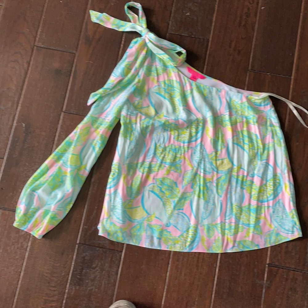 Lilly Pulitzer shirt
